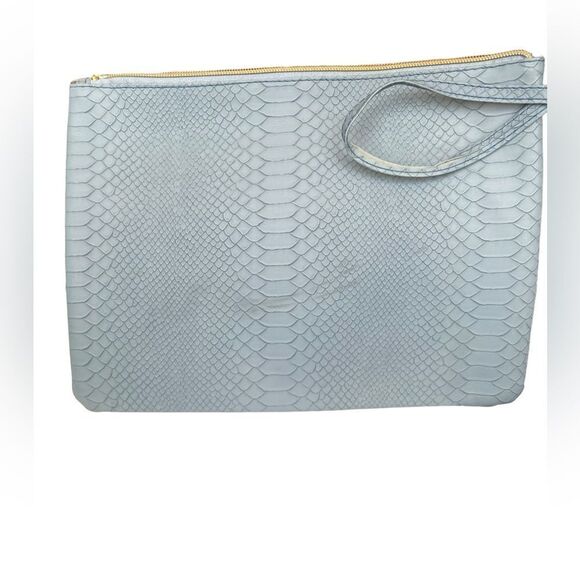 FAUX REAL BLUE SNAKESKIN WRISTLET - Picture 4 of 6